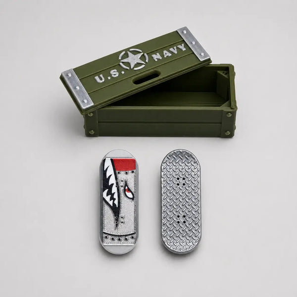 RareDude® Snaps | Silver Shark Magnetic Fingerboard Fidget Slider